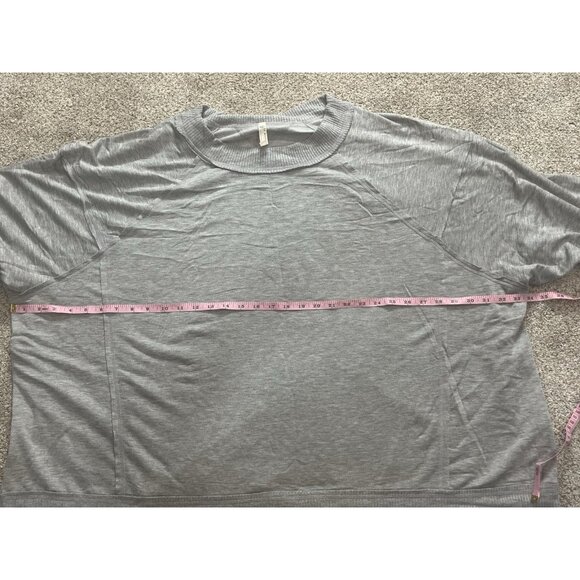 Free People Movement Gray Sweatshirt Oversized Zipper Sides Size Medium - Picture 7 of 9